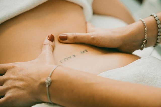 Fisioterapia especializada para pacientes oncológicos en Ferrol - Imagen 1